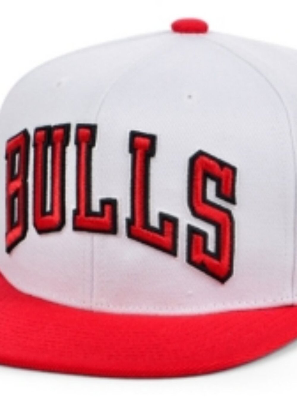Men's Mitchell & Ness White/Red Chicago Bulls Essentials Core Two-Tone Basic Sna